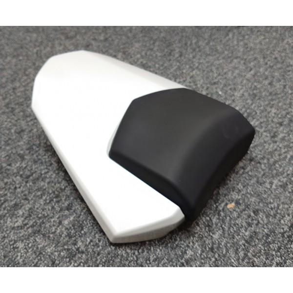 Yamaha Yamaha YZF R6 2014 Seat Cover - White